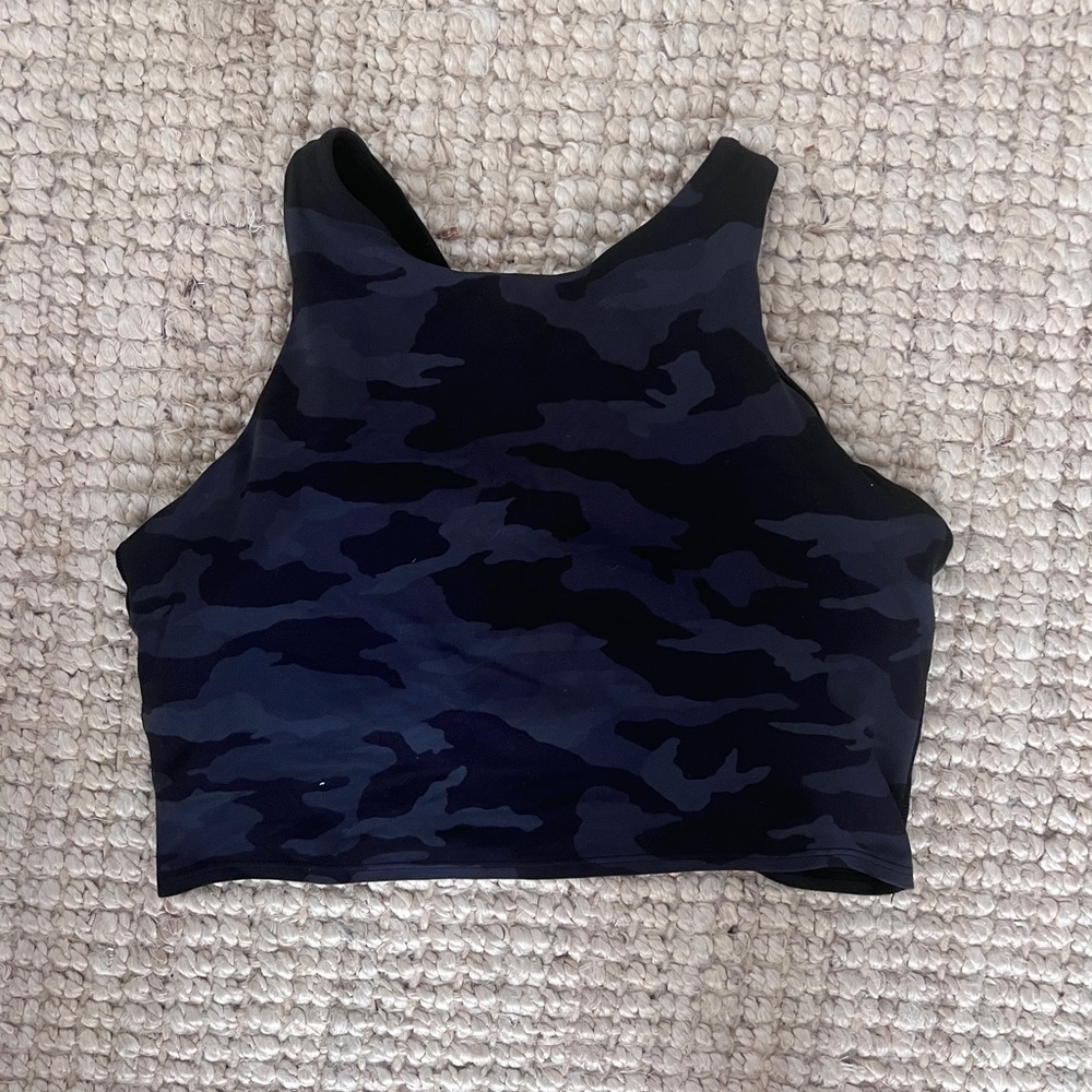 Athleta Conscious Crop Top, Size Large, Like New Condition